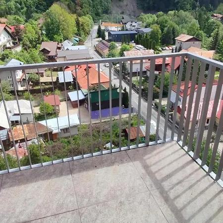 Jacuzzi Belle View Sinaia-free Parking Apartment